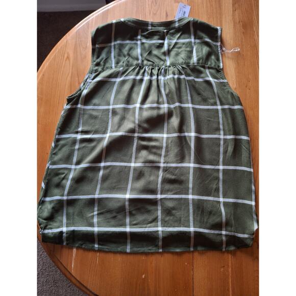 NWT a.n.a A New Approach Women's Olive Green Plaid Wrap Front Sleeveless Top  XL - Picture 5 of 8